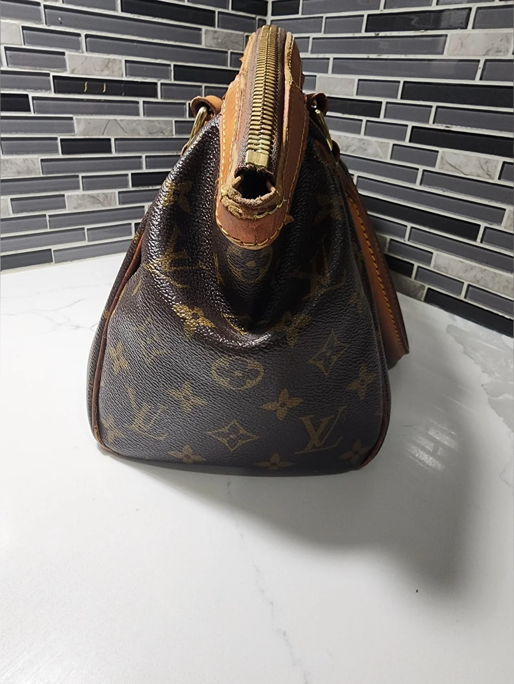 LOUIS VUITTON BROWN MONOGRAM TIVOLI PM HANDBAG - Picture 4 of 13